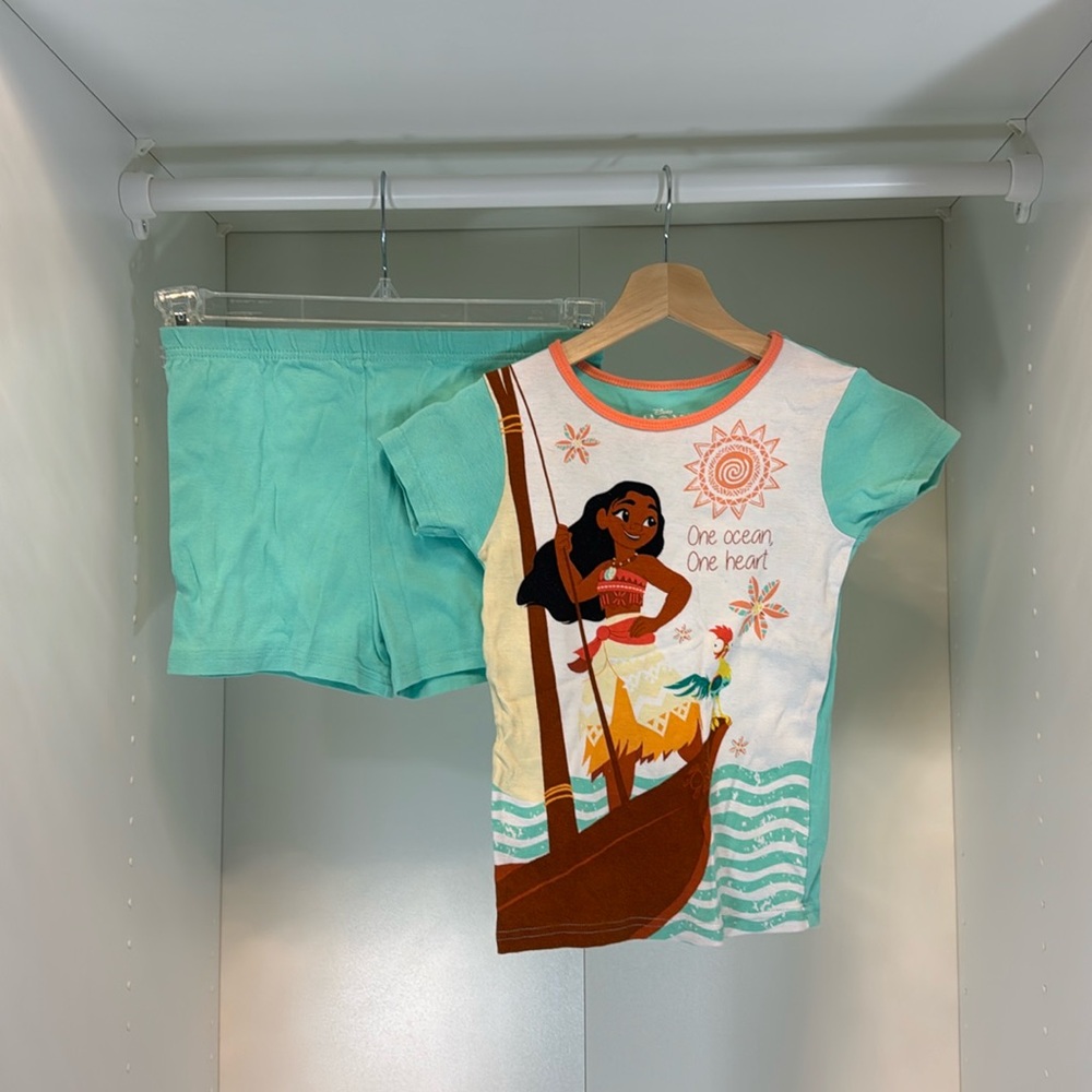 Disney Moana “One Ocean One Heart” Short Sleep Set Size 10